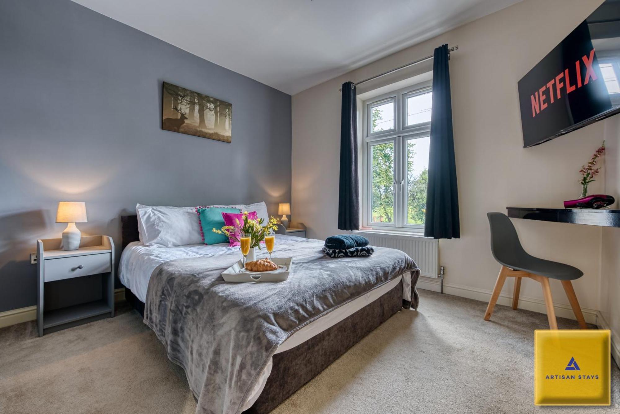 NEC Family Haven: Spacious 4-Bedroom with Airport Proximity Coventry Exterior photo